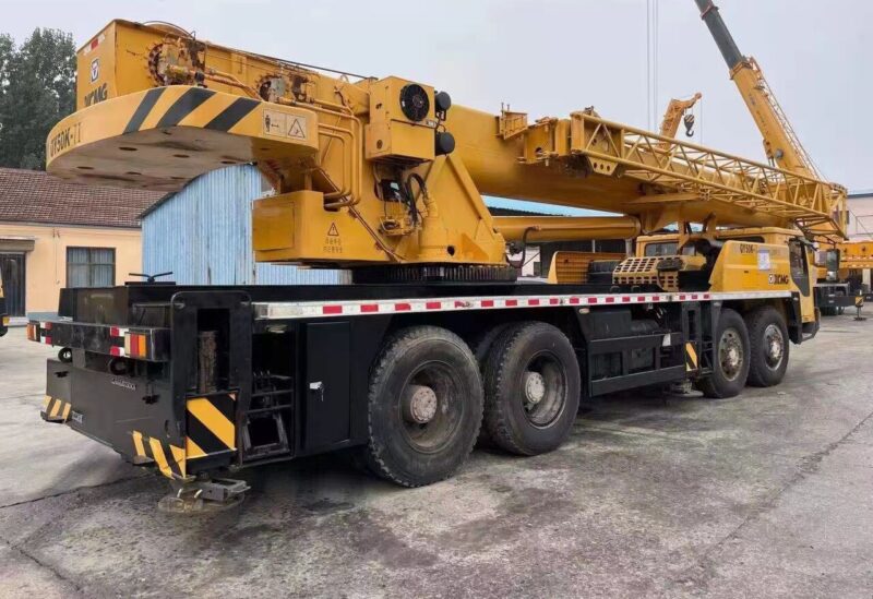XCMG Mobile Crane - Image 3