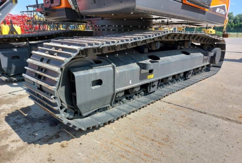 New Doosan DX 225LC-7M Excavator - Image 5