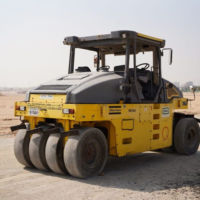Dynapac CP275 Pneumatic Tire Roller