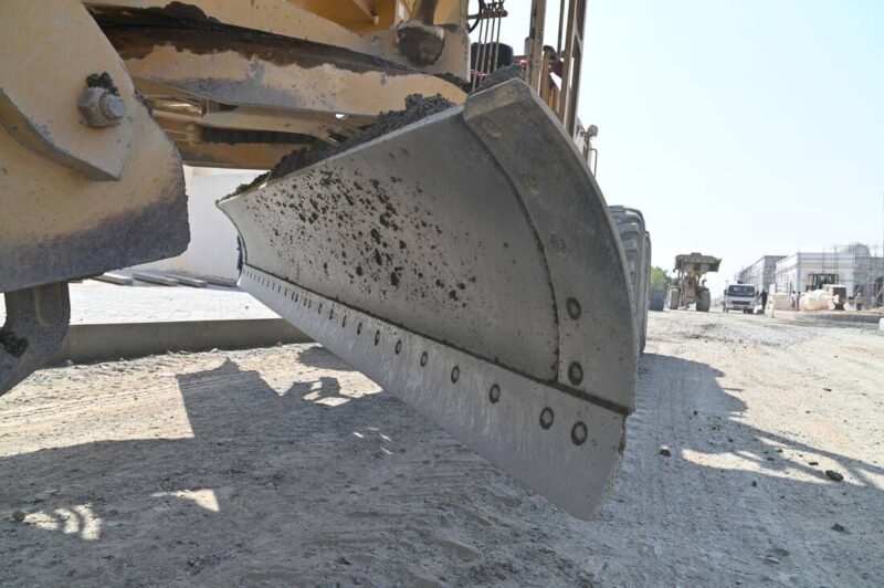 Cat 120H Motor Grader - Image 2