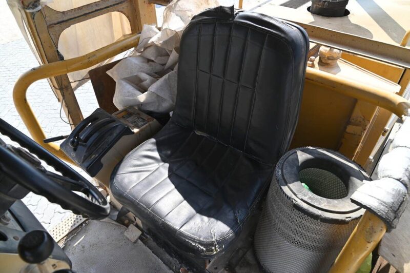Cat 120H Motor Grader - Image 3